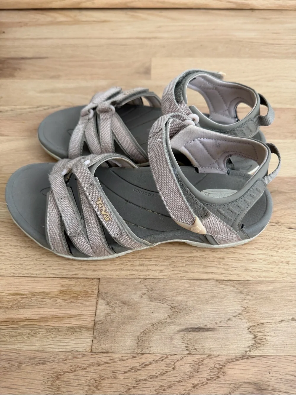 Teva Tirra Sandals Rose Gold Size 6
